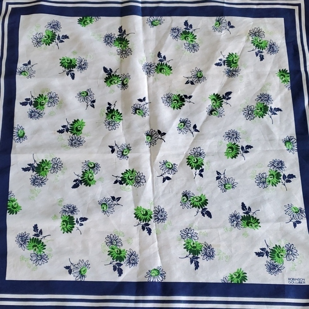 Robinson Golluber VTG scarf white and navy  floral approx 21 X 21